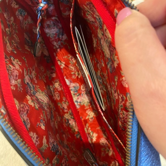 Sold 🔥 Brand New Trapuntata Camera Bag  Medium - Picture 9 of 13